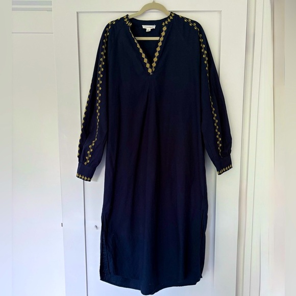 Treasure & Bond Dresses & Skirts - Treasure & Bond Navy Blue Cabana Dress with Gold Embroidered Accents